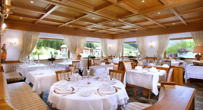Hotel Pralong, Selva & S.Cristina ski chalet, image 2
